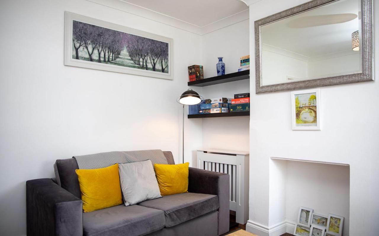 Bright 3 Bedroom Townhouse Near City Centre Норуич Екстериор снимка